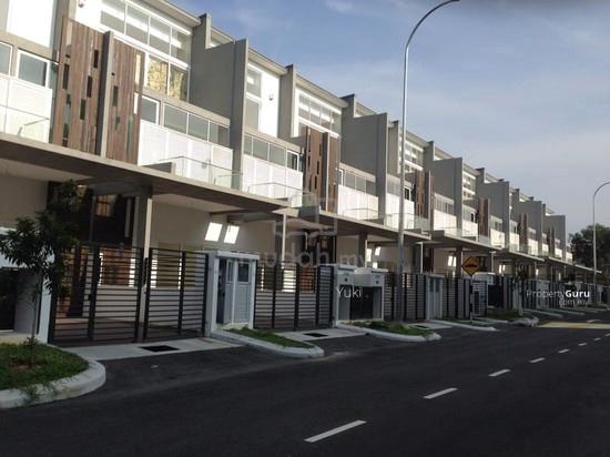 Cheap A/Cond Nice f/furn. ROOM Bandar Mahkota Cheras Near BMC MALL NSK 1