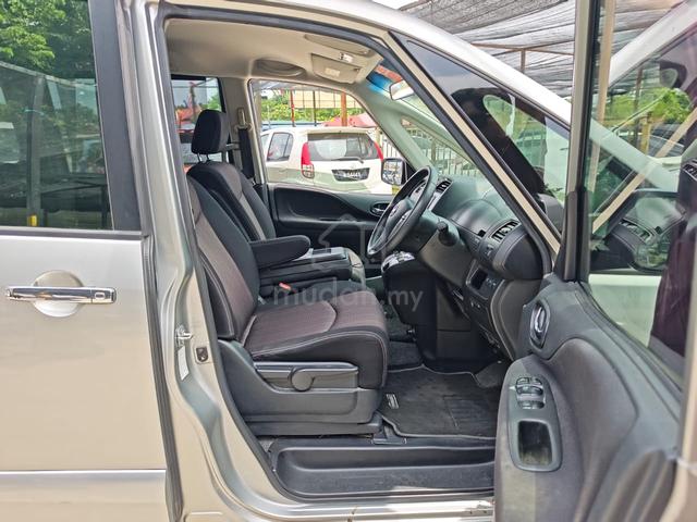 2017 Nissan SERENA FULL SPEC 2.0 (AUTO) - 4