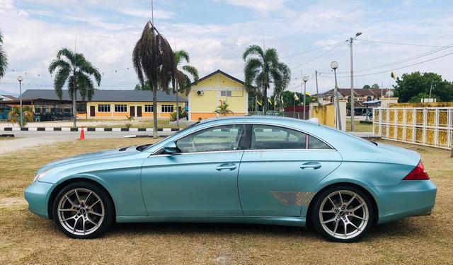 Mercedes Benz CLS350 UK IMPORT FULL SPEC - 2
