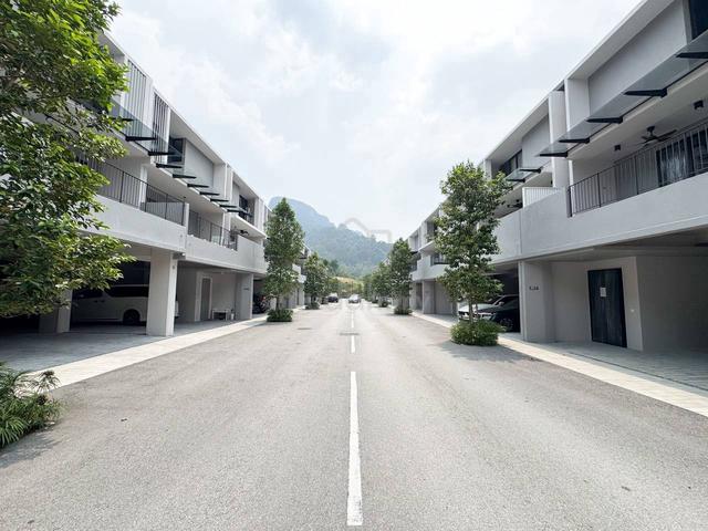 CHEAPEST BRAND NEW 19Trees 3 Storey Superlink Terrace, Taman Melawati 1
