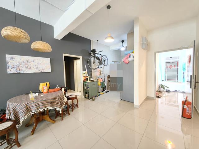 Sg Long Residence 1