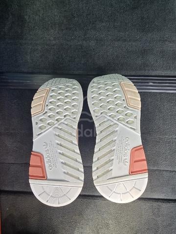 Adidas NMD Sneakers Women US7 - photo 4 of 5