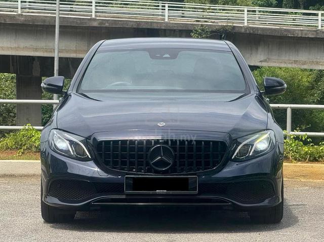 Mercedes Benz E200 2.0 AMG W213 9GTron 4DBurmester - 3