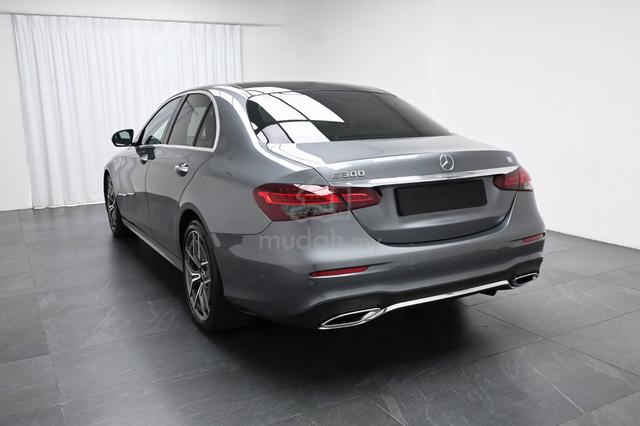 2021 Mercedes Benz E300 AMG 2.0 34K-MIL FSR UWRTY - 4