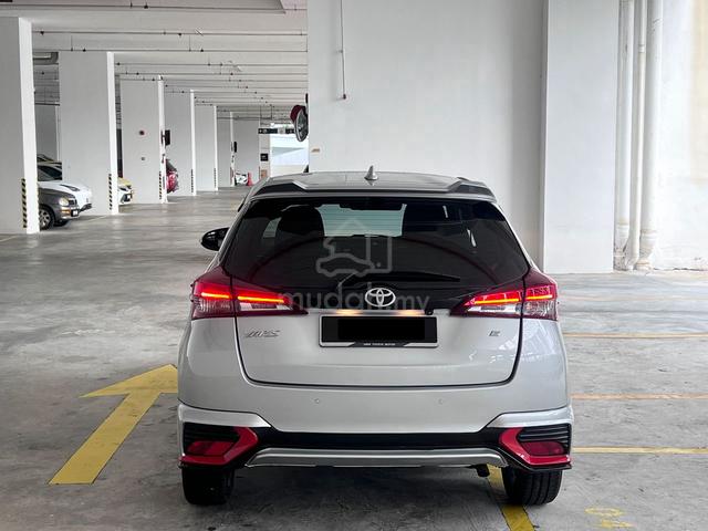 Toyota YARIS 1.5 E (A) 360'C CAM/ P.START / L.SEAT - 4