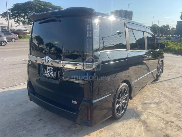 2017/20 Toyota VOXY 2.0 GS (A) One Lady Owner - 3