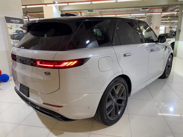 2023 Land Rover Range Rover Sport Dynamic D300 - 2