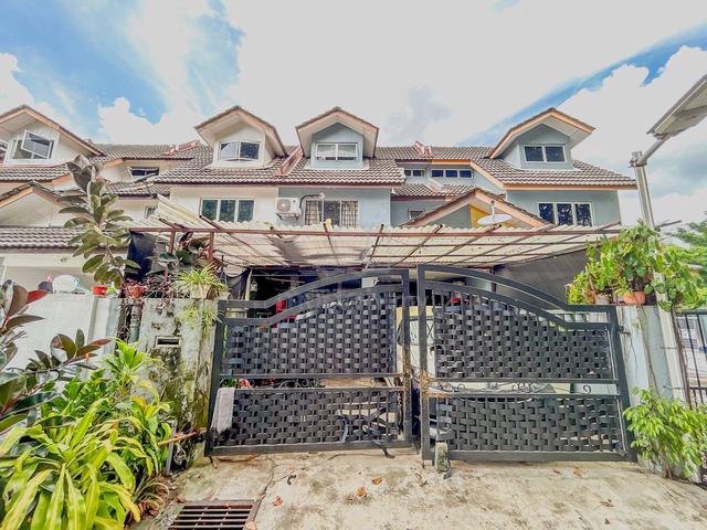 2.5 Storey Terrace, Jalan Desa 4, Bandar Country Homes Rawang 1