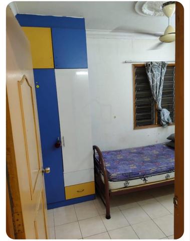 Bilik Sewa Pusat Komersial Seksyen 7 1