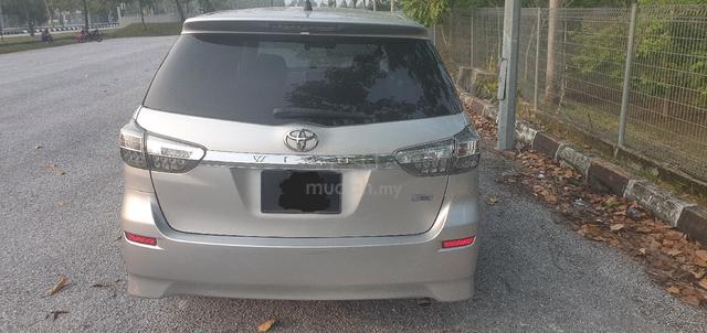 2012 Toyota WISH 1.8 X ZGE20G (A) - 4
