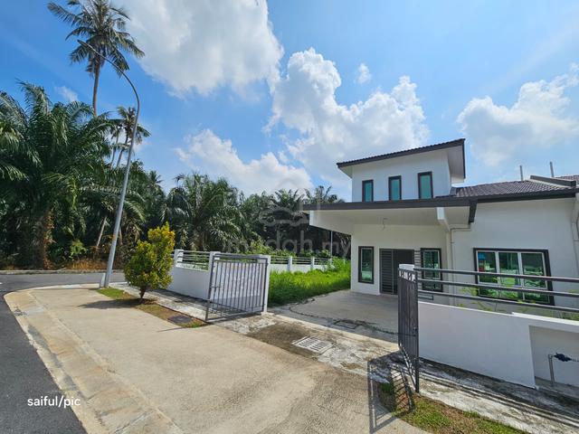 Facing Open, Playground Semi D ENDLOT Taman Sg. Kembong Pulau Indah 1