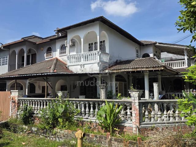 FREEHOLD: 2 Storey Corner  Jalan SL 7, Bandar Sungai Long, Kajang 1