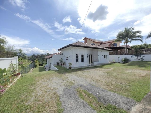 Bungalow tanah BESAR 11772 sqft Bangi Golf Bandar Baru Bangi 1