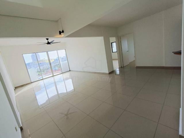 Renovated Whole House Ready Move in Garden City Strait Melaka Raya 1