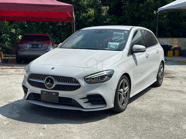 (LOW MILLEAGE) Mercedes BENZ B180 AMG LINE 2021 - 2