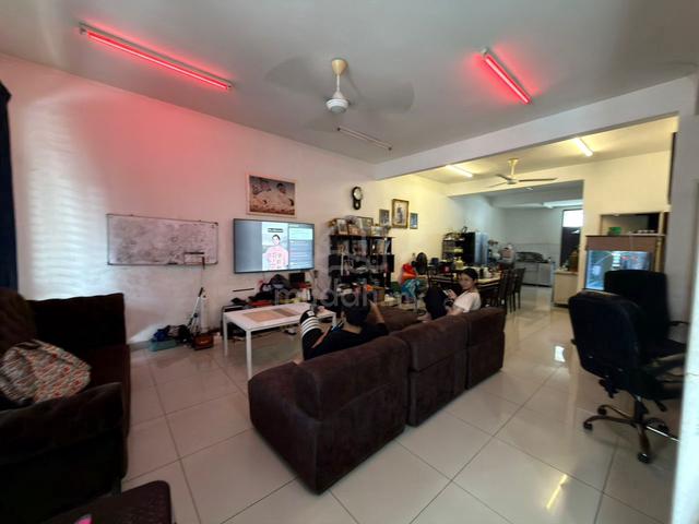 [ Below Market ]  M Residence 1 @ 22x80, Bandar Tasik Puteri , Rawang 1