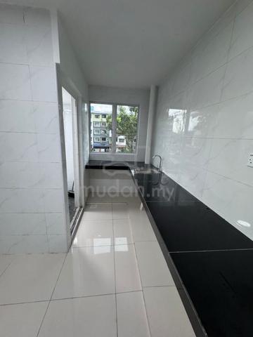 Taman Cempaka Kempas, Tampoi Low Cost Flat For Sale 1