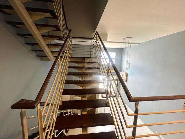 (Strategic Area !!) Walk to Mrt Sungai Besi, Medium/ master room KL 5