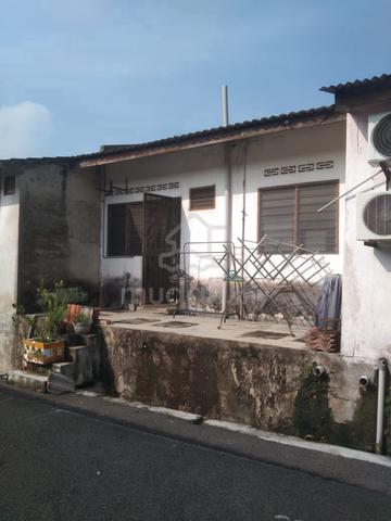 Single storey Taman Segamat Baru 1