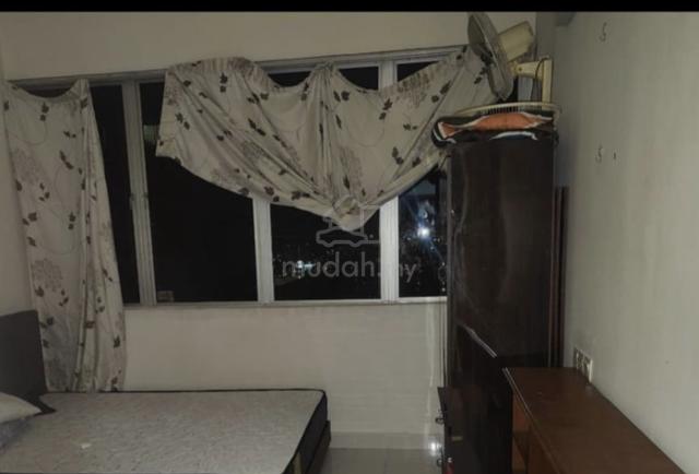 Master Room 1