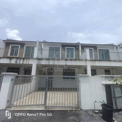 Meru Perdana Double Storey Intermediate House For Rent Ipoh 1