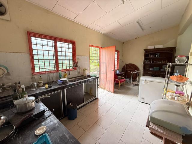 KITCHEN EXTENDED 1 Storey Terrace For Sale @ Tanjong Minyak 1