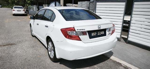 2015 Honda CIVIC 1.8 S FACELIFT (A) - 3