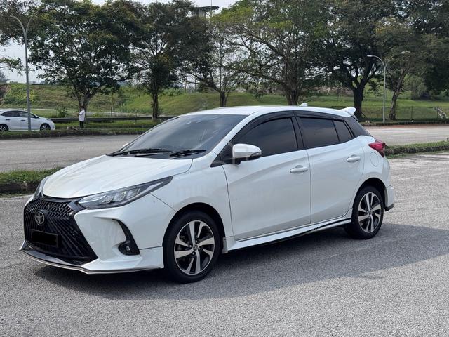 2022 Toyota YARIS 1.5 E MY19 FACELIFT (A) - 1