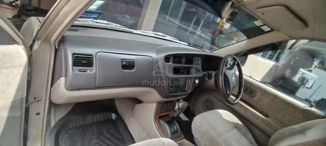 2004 Toyota UNSER 1.8 GLI FACELIFT (A) - 5