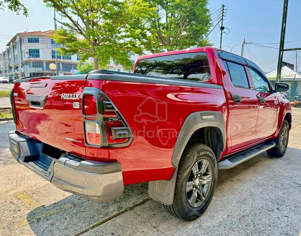 2022 Toyota HILUX 2.4 DOUBLE CAB 2.4V (AT) 4X4 (A) - 2