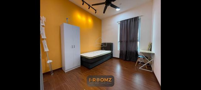 Middle Room For Rent Low Deposit Furnished Gaya Homes Resort Move In 1