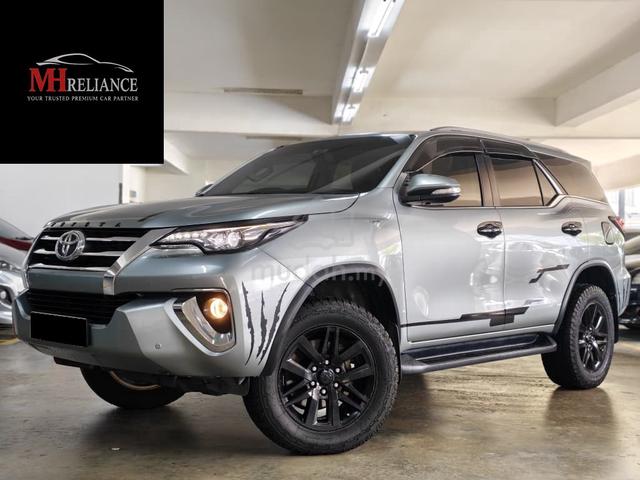 2016 Toyota FORTUNER 2.7 SRZ FULL SVC RCD PWR BOOT - 1