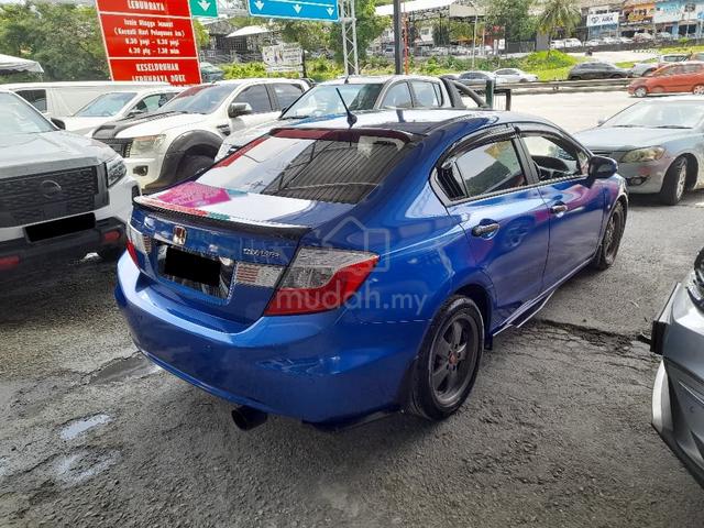 2013 Honda CIVIC 1.5 (HYBRID) (A) - 4