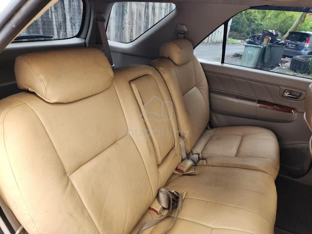 2005 Toyota FORTUNER 2.7 V (A) - 3