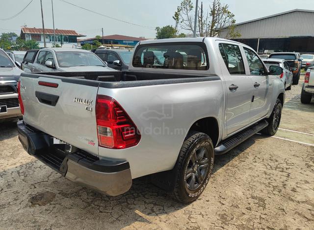 2022 Toyota HILUX 2.4 E (A) - 4