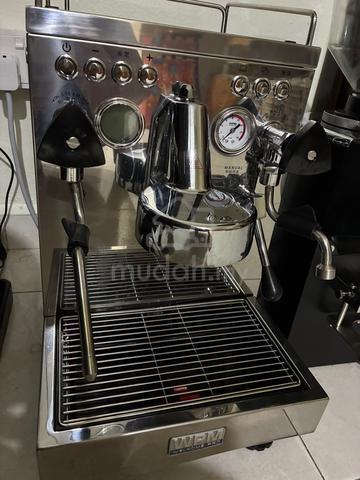 Carousel Image