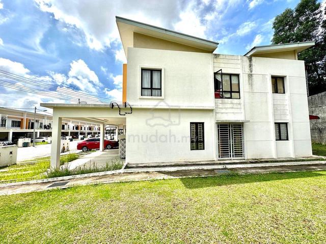 Ground Floor ENDLOT TOWNHOUSE VILLA KESUMA BANDAR TASIK KESUMA 1