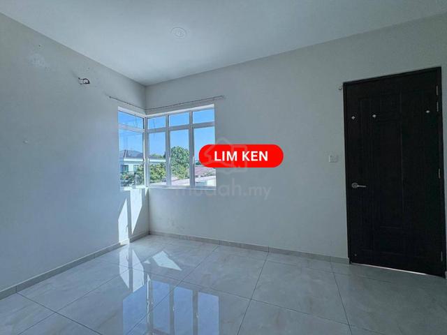 3 Storey Bungalow Cangkat Minden, Gelugor (nice location) 1