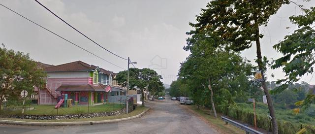 Seri Kembangan, Taman Equine, Taman Puncak jalil, PUJ 1