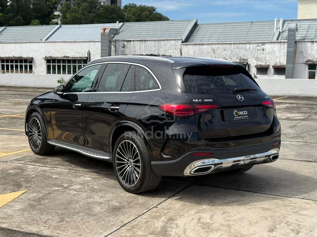 Mercedes Benz GLC300 2.0 4MATIC AMG LINE FULL SER. - 2