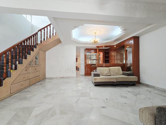 CORNER * Taman Midah 2 Storey House Cheras Mrt Freehold KLCC KL 1