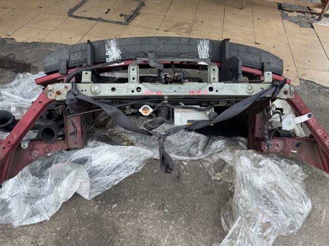 No 29-10-5 Nissan Juke NA Nosecut Japan - photo 4 of 5