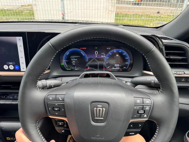 2025 Toyota CROWN SPORT Z HEV 7K MILEAGE - 4