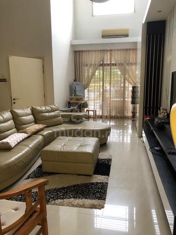 3 Storey Link House For Sale @ Lake Fields Sg Besi 1