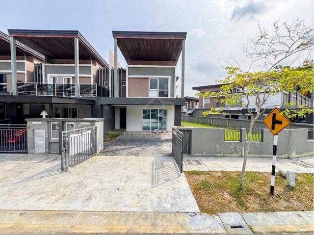 Corner Lot 2 Storey Terrace House Serene Heights Semenyih 1