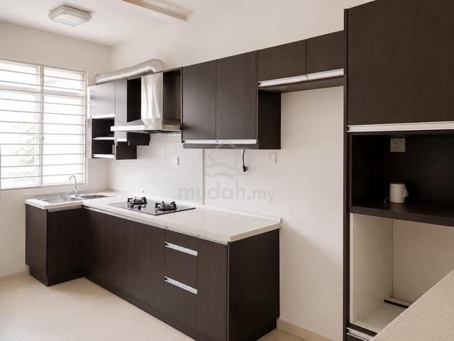 [ Partially Furnished ] Bayu Parkville Townhouse , Balakong 1