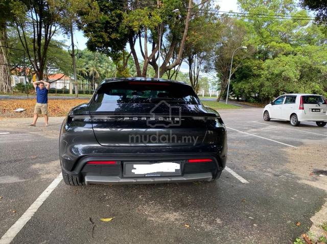 Porsche TAYCAN 4 CROSS TURISMO - Direct Seller! - 2