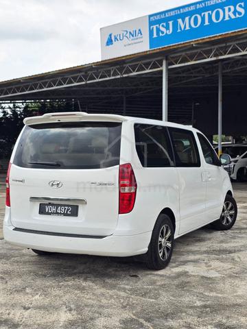 2019 Hyundai GRAND STAREX 2.5 EXECUTIVE PLUS - 2