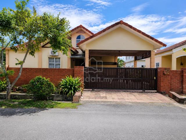 [CORNER UNIT] 1.5 STOREY BUNGALOW PANTAI SEPANG PUTRA, Sungai Pelek 1