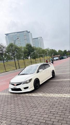 Honda CIVIC manual 1.8 - 2